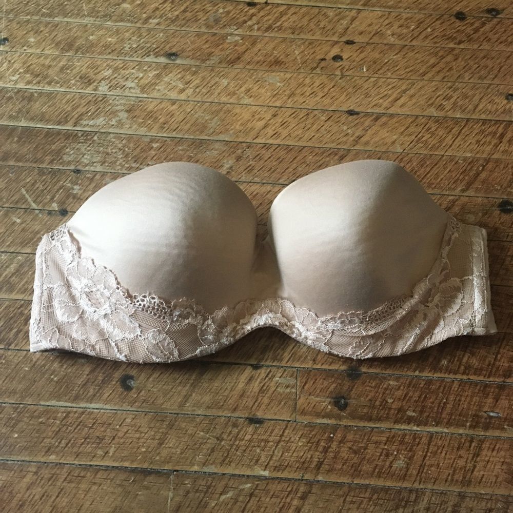 Victoria’s Secret nude lined strapless 34D bra